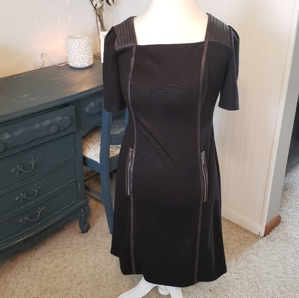 Donna‎ Morgan leather striping black dress Size 8 - Picture 7 of 8